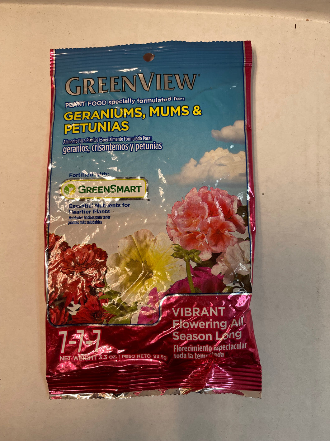 Greenview Plant Food Geraniums, Mums and Petunias